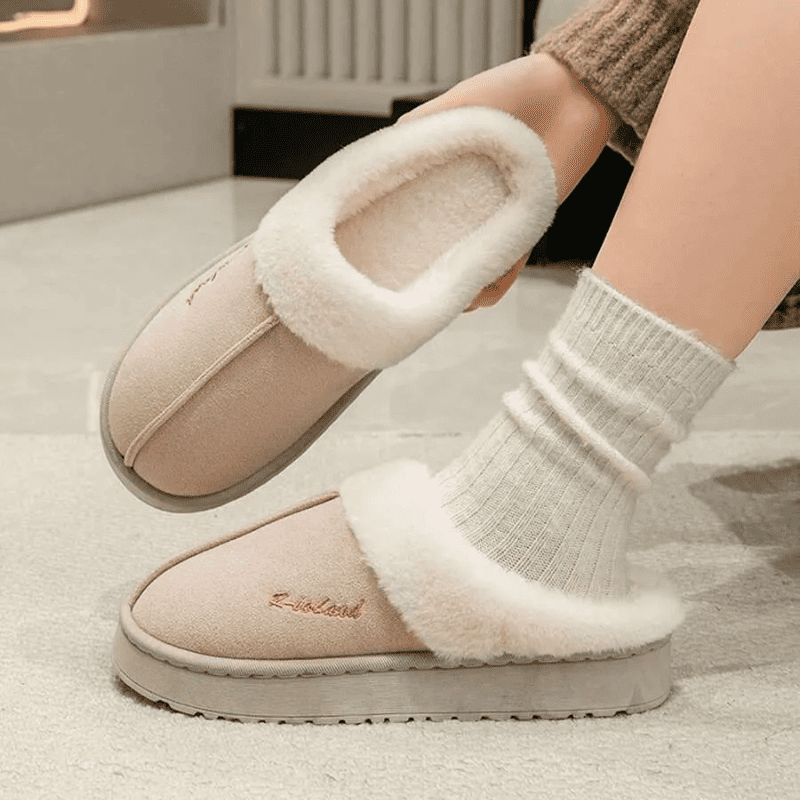 Pantufa Nuvem Peluciada de Inverno Premium – Conforto Que Aquece Seus Pés