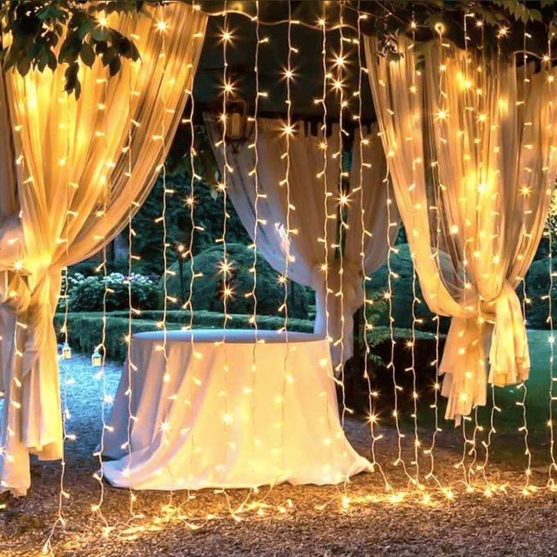 Cortina de LED Natalina 300 Luzes – 8 Efeitos Mágicos de Iluminação