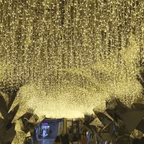 Cortina de LED Natalina 300 Luzes – 8 Efeitos Mágicos de Iluminação