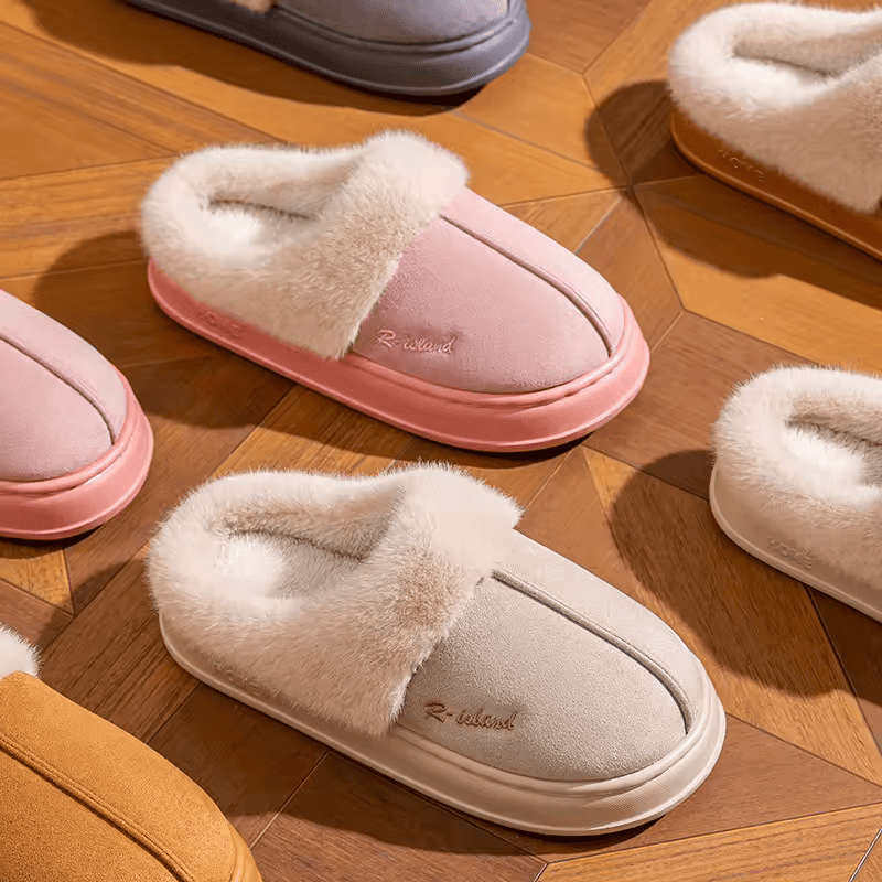 Pantufa Nuvem Peluciada de Inverno Premium – Conforto Que Aquece Seus Pés